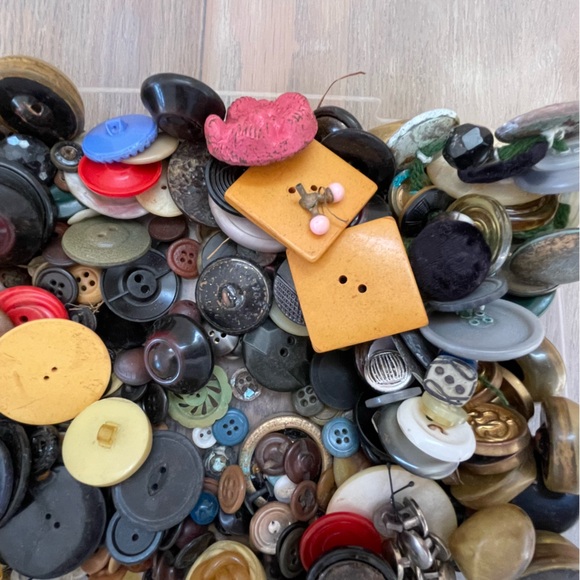 Vintage Button Collection❤️ - Picture 7 of 9